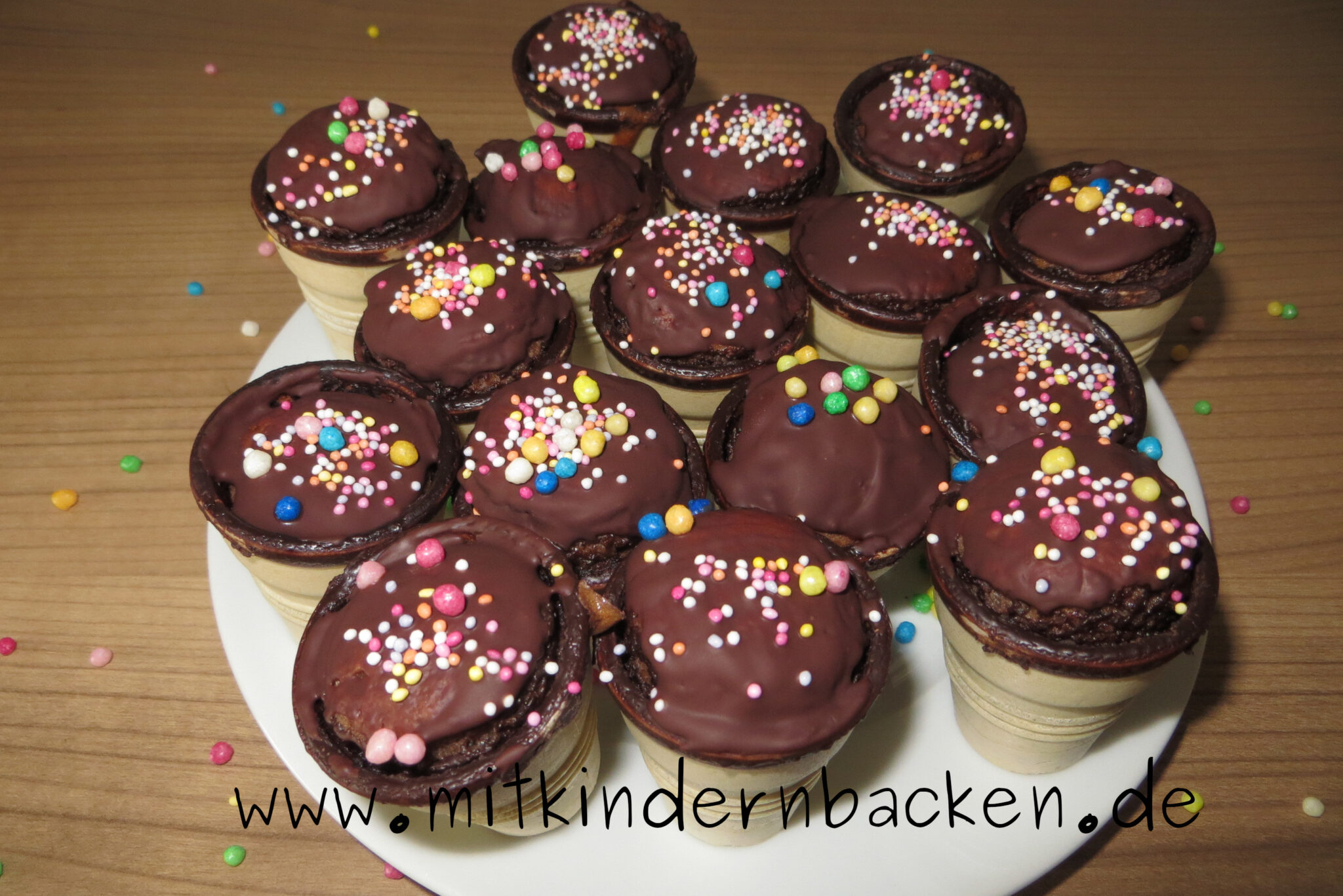 kuchen-im-waffelbecher-mit-kindern-backen-tipps-und-tricks